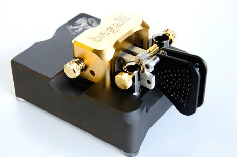 Keys / Paddles - Begali's Web site